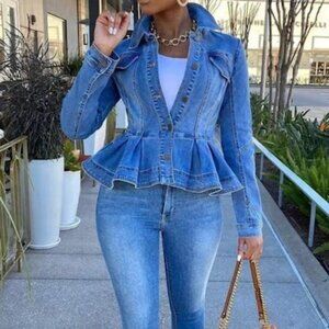 Azalea Wang  Blue Denim Ruffled Peplum Jacket Size Medium 100% Cotton